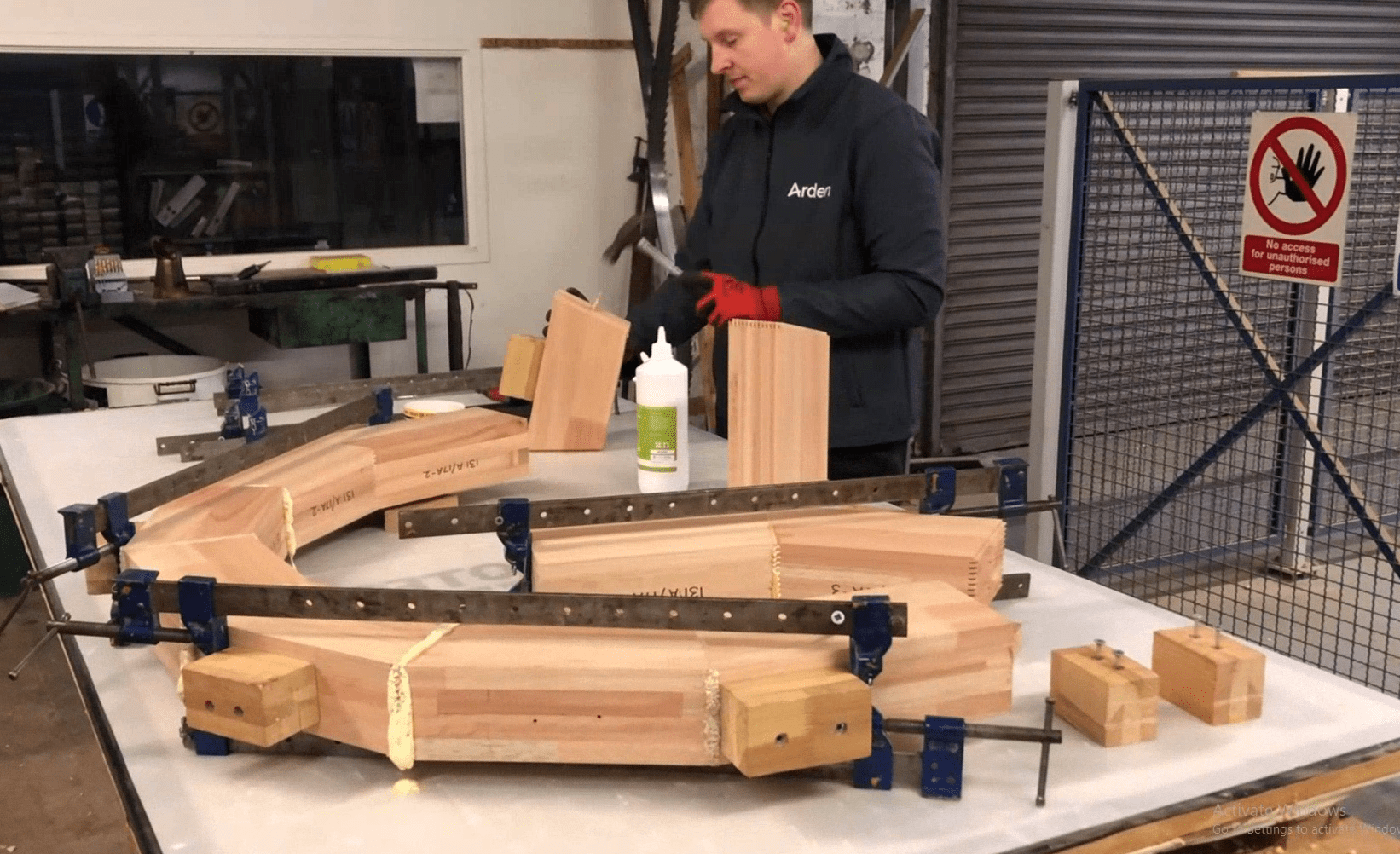 Timber Arched windows manufacturing 