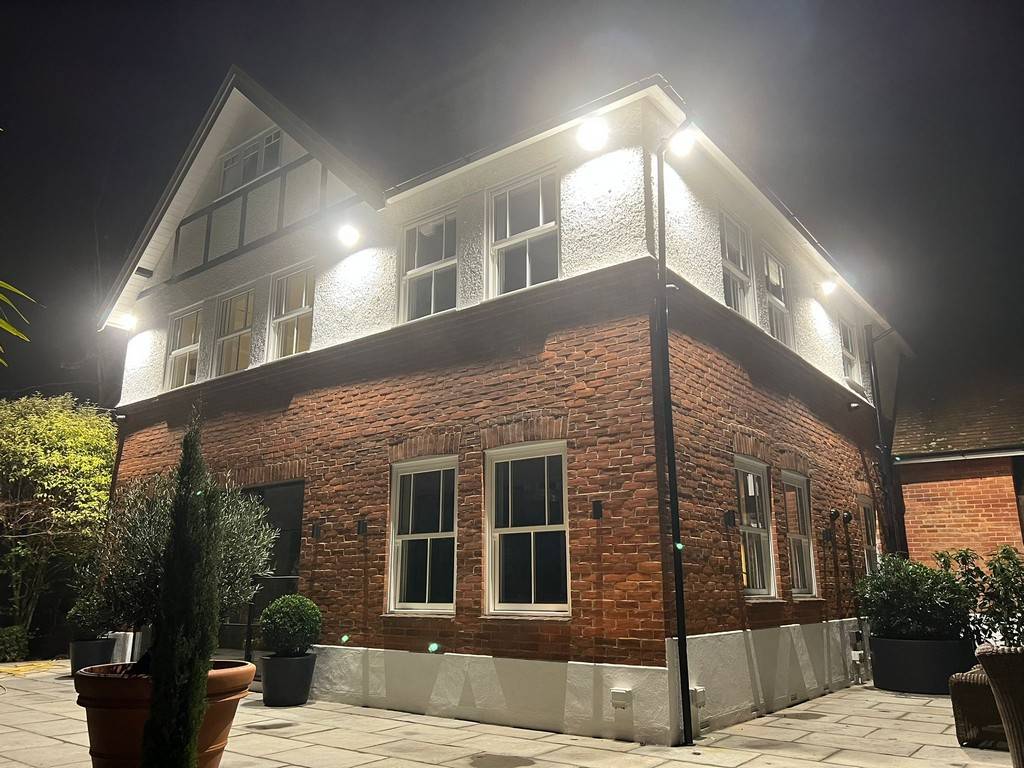 Surrey, London, Reading, Oxford, Sandwell, Cambridge, The Cotswolds, Hampshire, Berkshire, Sussex, listed buildings windows, conservation area windows, timber windows, timber sash windows